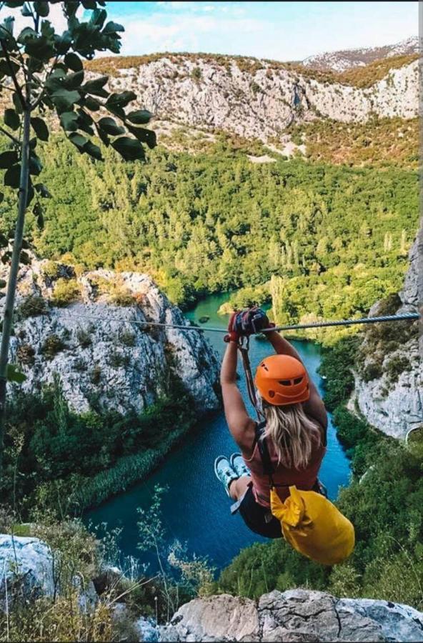 Michael Appartement Omiš Buitenkant foto