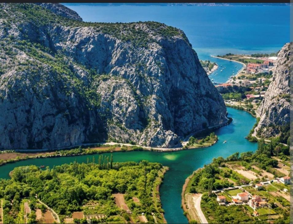 Michael Appartement Omiš Buitenkant foto